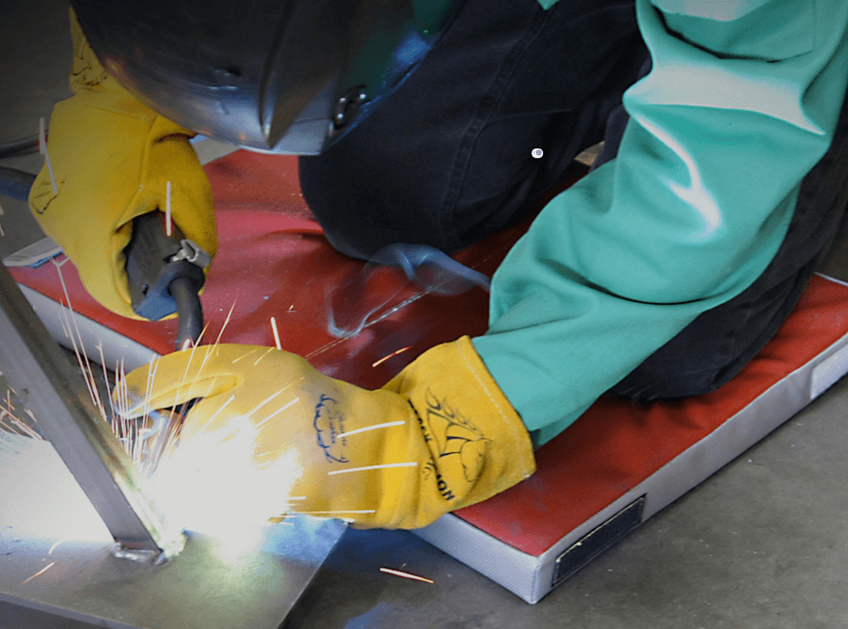 Black Stallion SmashPad™ AP3015-RG Flame Resistant Welding Knee Pad Mat-ShopWeldingSupplies.com